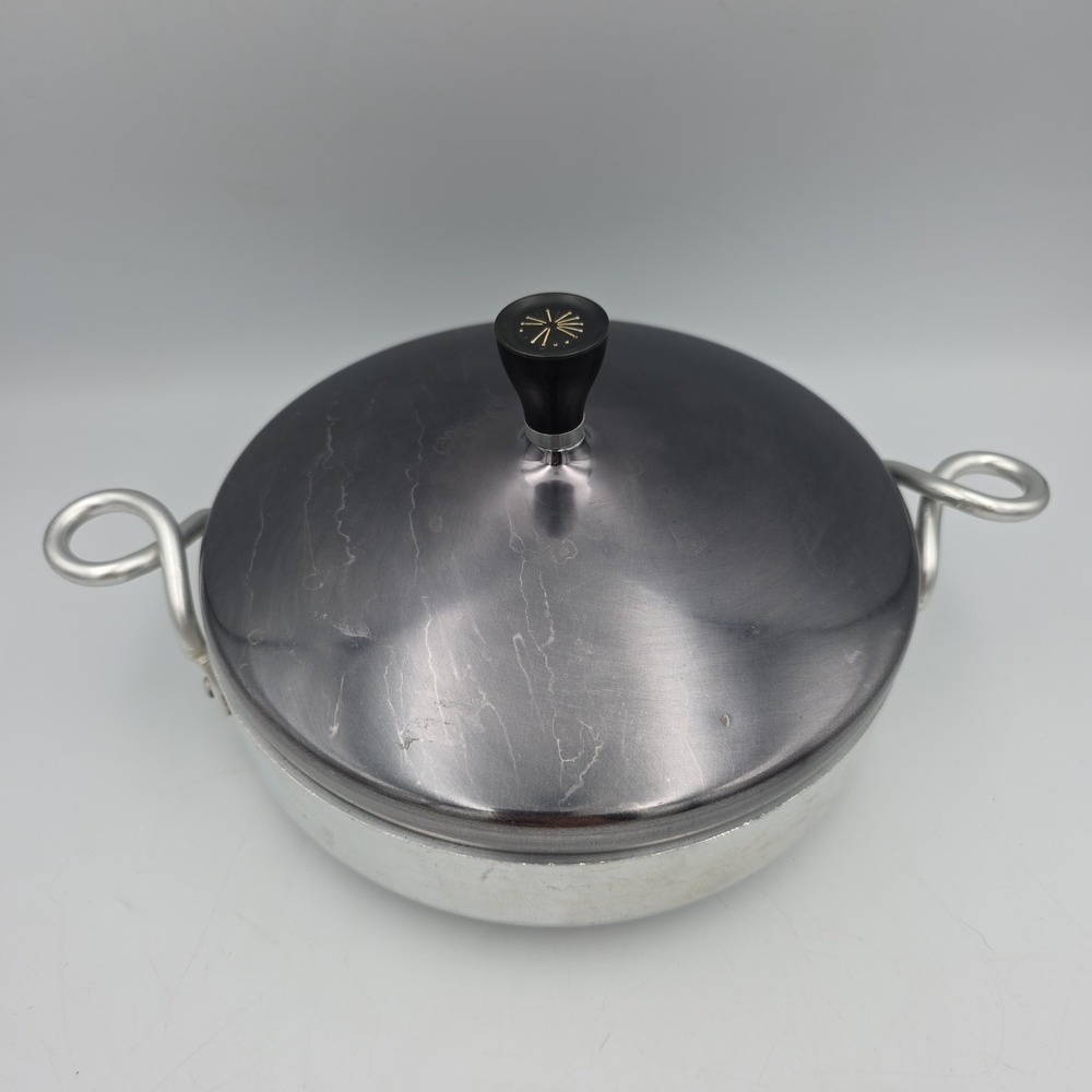 Wear-Ever 8 Inch Skillet Casserole Pan #902 Twisted Handles Made in the USA